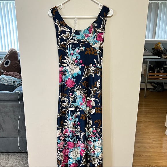 Dresses & Skirts - Blue Floral Summer Long Maxi dress Size S